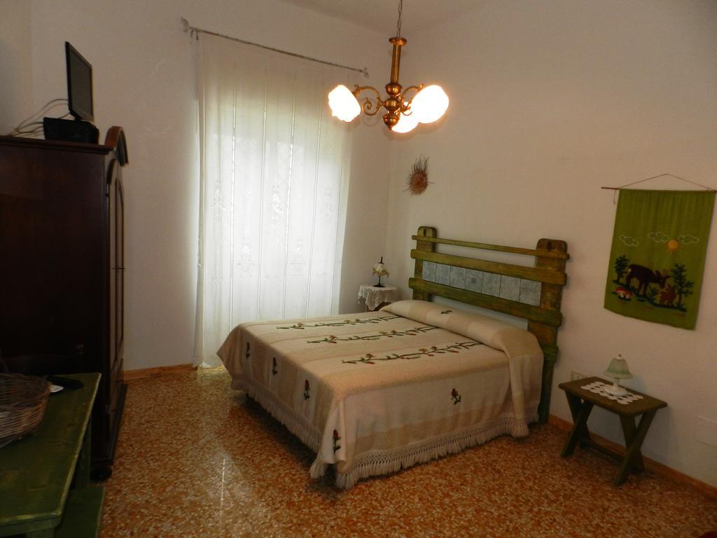 Casa Corte Con Terrazza Taviano  Eksteriør bilde