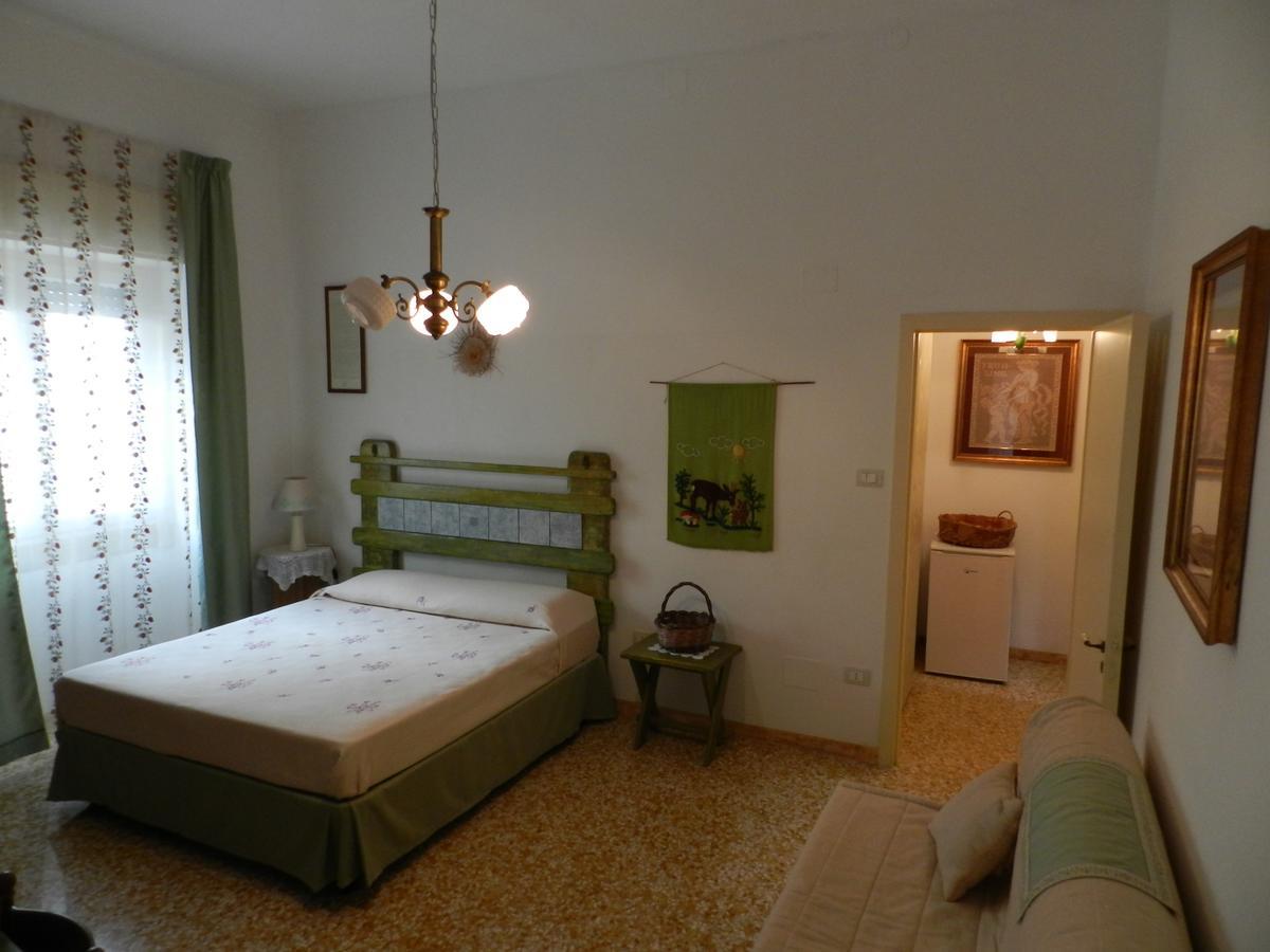 Casa Corte Con Terrazza Taviano  Eksteriør bilde